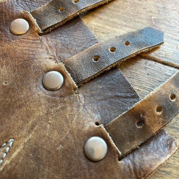 Hand made vintage leather cuff with star design  three buckles - Picture 5 of 10